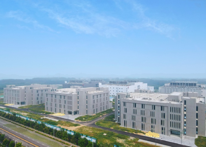 機(jī)柜租用 vs 自建機(jī)房：哪種更適合您的企業(yè)？
