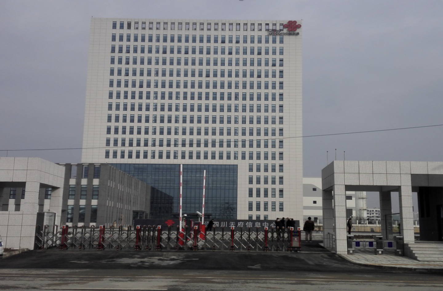 中小公司如何省錢選成都電信機房托管？避坑指南+成本分析